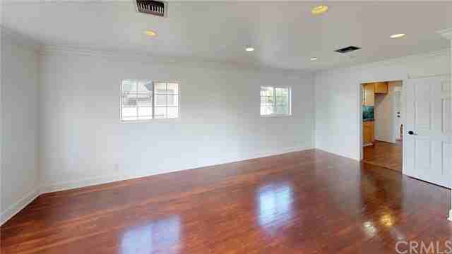 2346 Fairgreen Ave - Photo 2 of 14