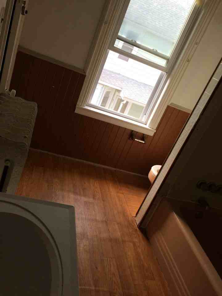 626 Bridgeboro St #2ndFL - Photo 2 of 4