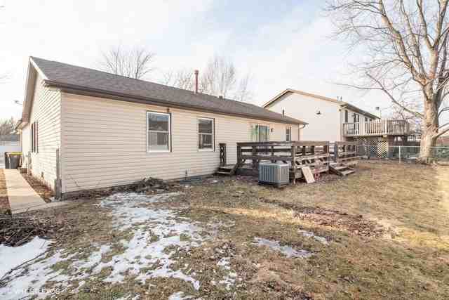 35 Evergreen Rd - Photo 2 of 14