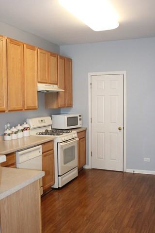 194 Durango Dr #1 - Photo 2 of 9