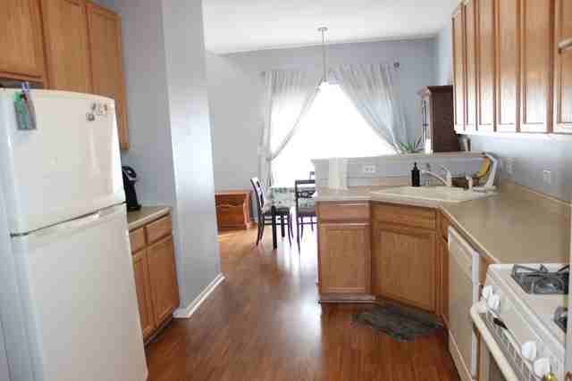 194 Durango Dr #1 - Photo 3 of 9