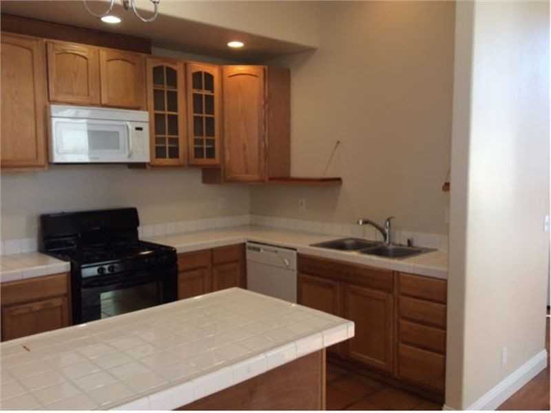 3901 Jenkins Way - Photo 3 of 7