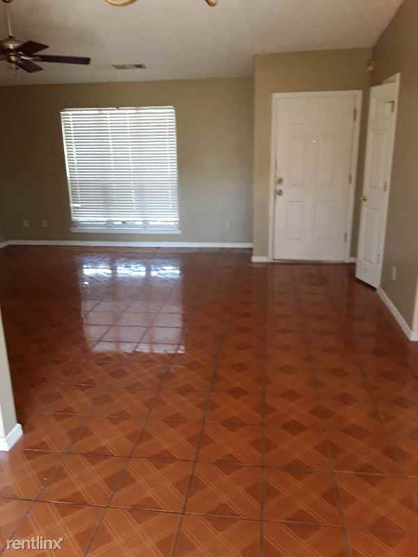 6090 Emerald Pointe Cir - Photo 3 of 13
