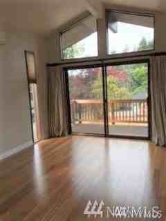 382 Shepard Way NW - Photo 3 of 8