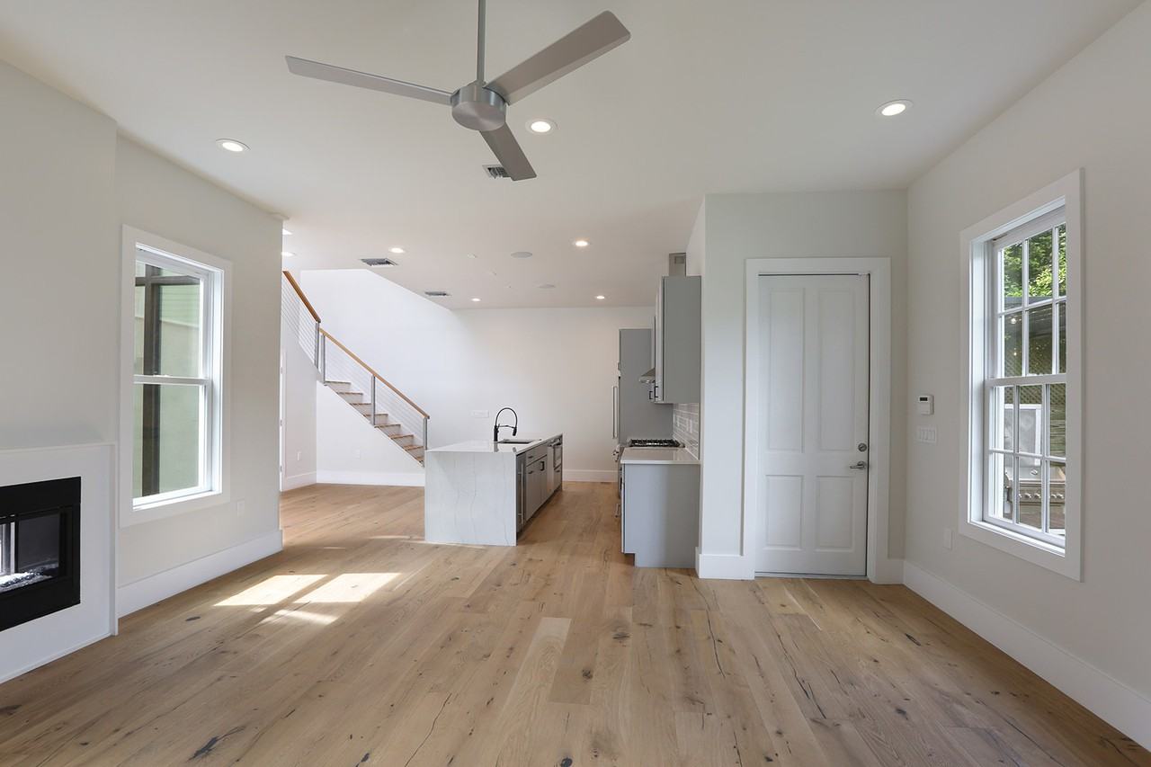 2415 Dauphine Street #B - Photo 3 of 28