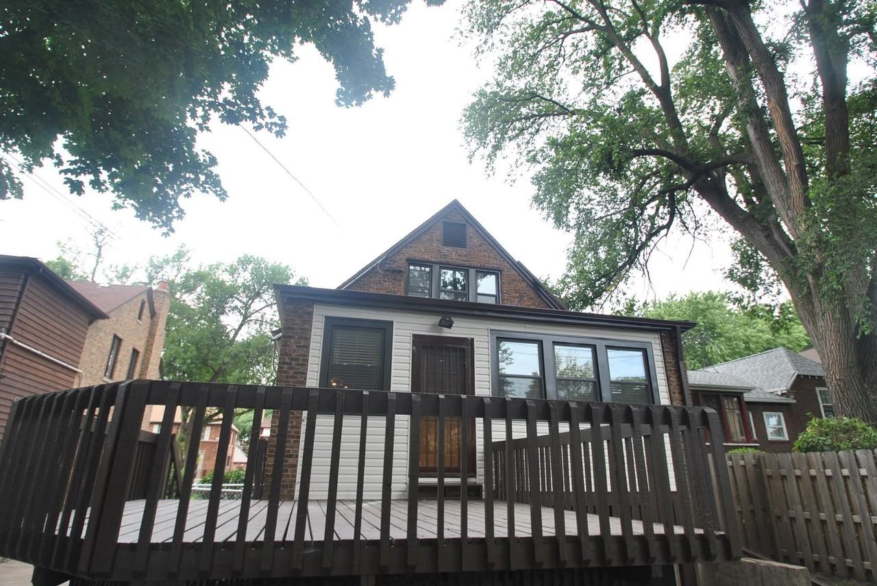 9545 S Bell Ave - Photo 2 of 8