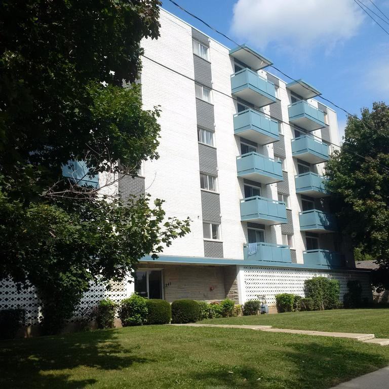 Bristol Park Place Apartments 245 Bristol St, Guelph, ON N1H 3M3