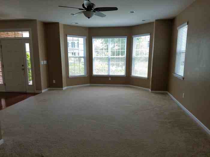 3339 Brackhill St - Photo 3 of 10