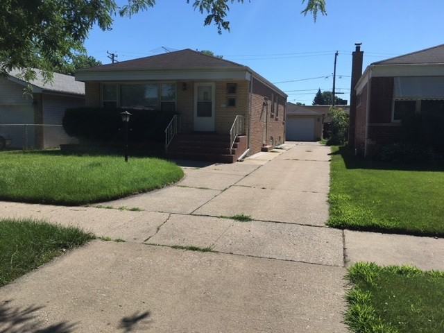 14033 S Hoxie Ave - Photo 2 of 2