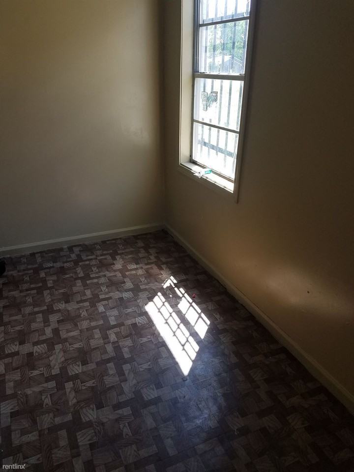 811 Polk Avenue - Photo 3 of 10