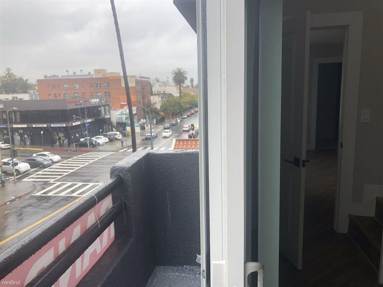 310 S Kenmore Ave - Photo 3 of 13