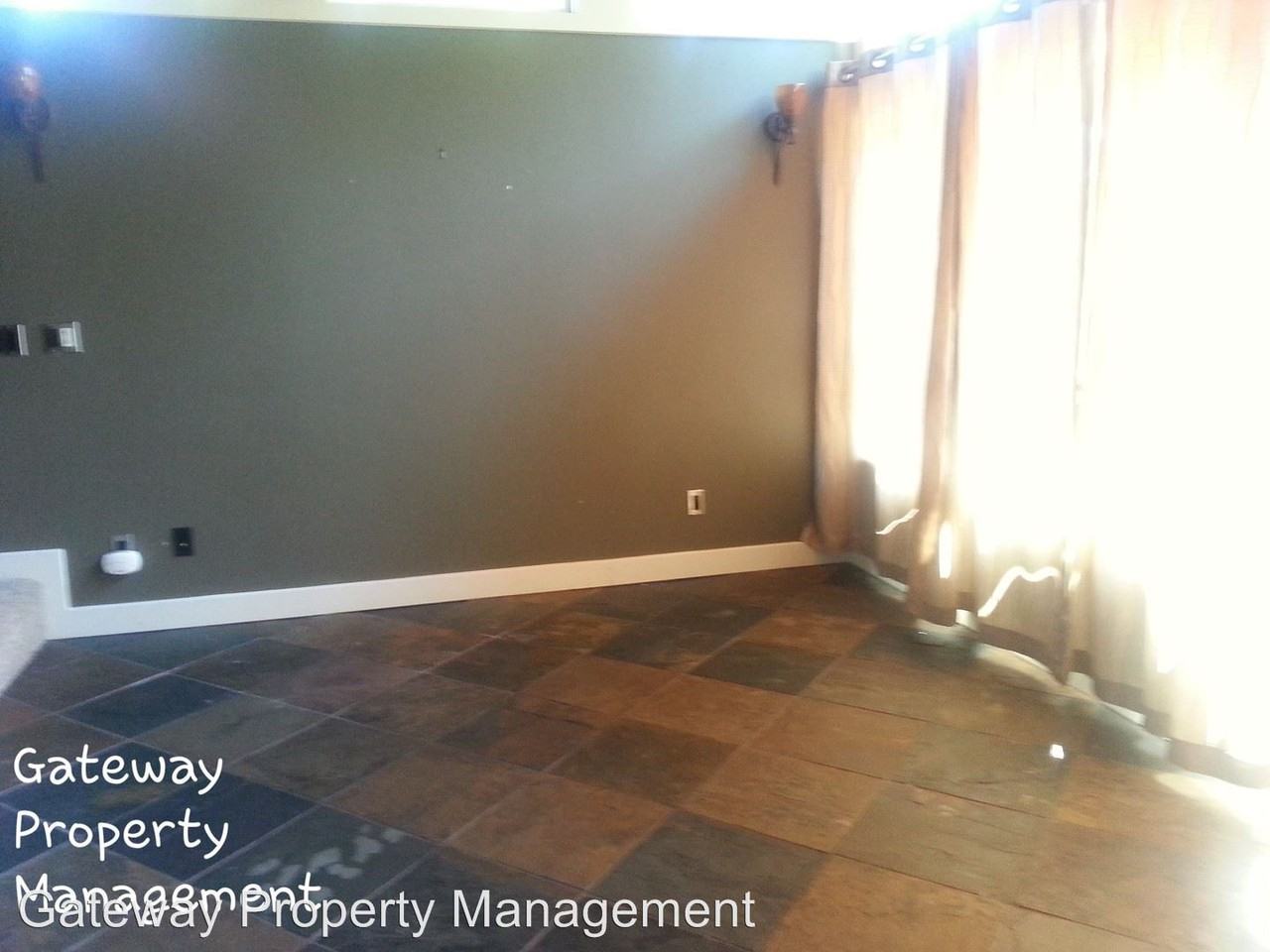 420 E Olympic Dr - Photo 3 of 14