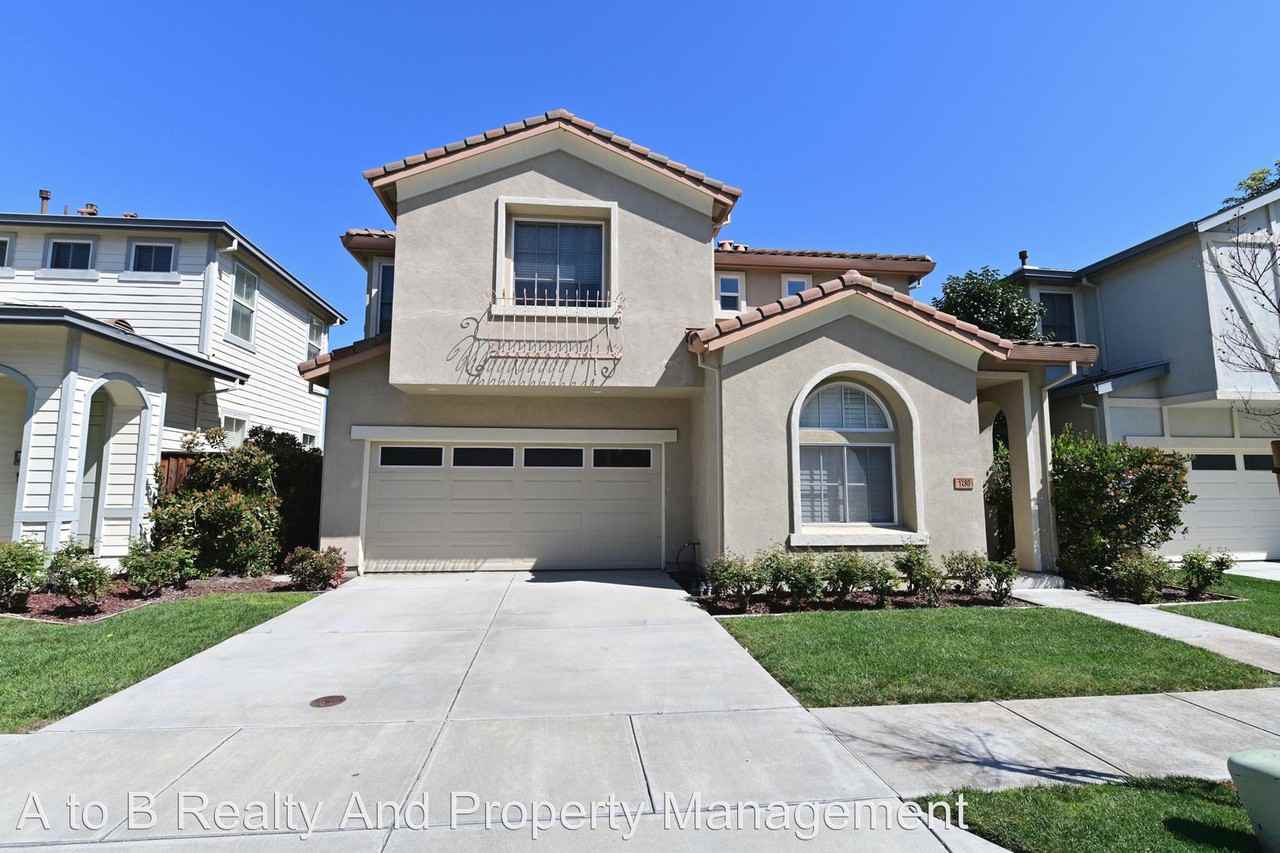 1780 Luxor Ct - Photo 2 of 13