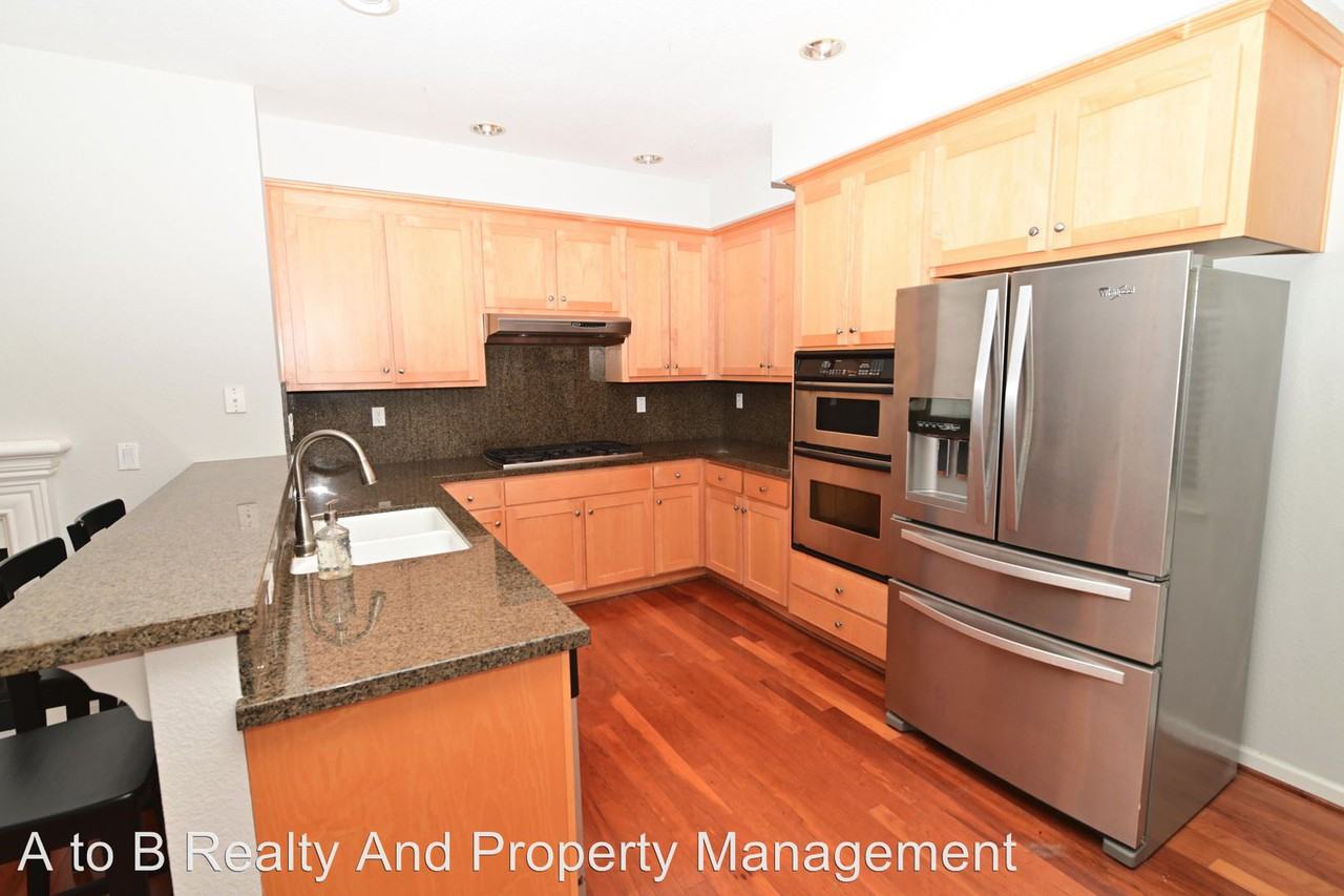 1780 Luxor Ct - Photo 3 of 13