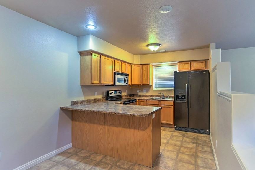 2930 En #F51 - Photo 2 of 14