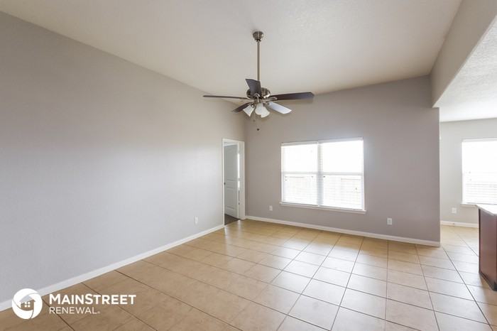 4614 Media Meadow - Photo 3 of 15