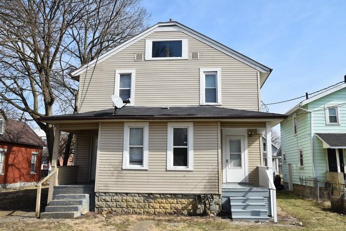 777 S 17th St - Photo 3 of 28