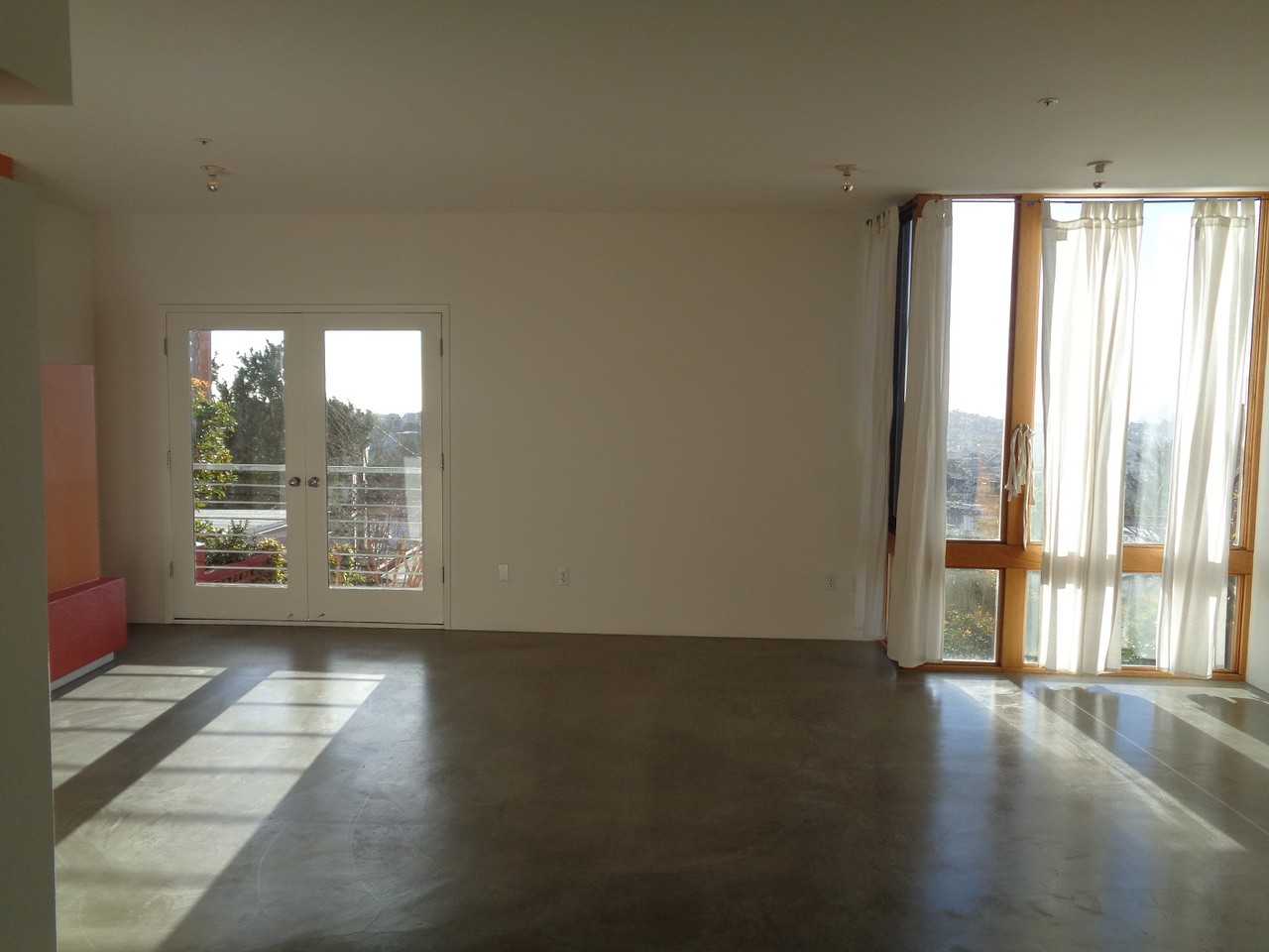 158 Grand View - Photo 2 of 18