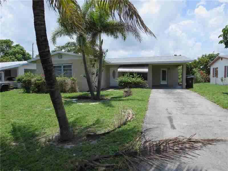 1631 NW 27th Ave - Photo 2 of 9
