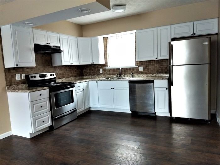 3408 Apple Tree Ln - Photo 3 of 27