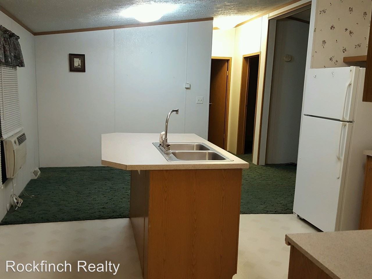 15188 White Creek Ave NE - Photo 3 of 3