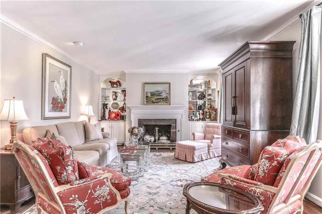 550 Spring Valley Rd NW - Photo 2 of 26