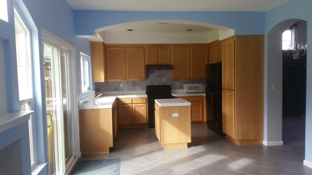 106 Catalina Dr - Photo 3 of 4