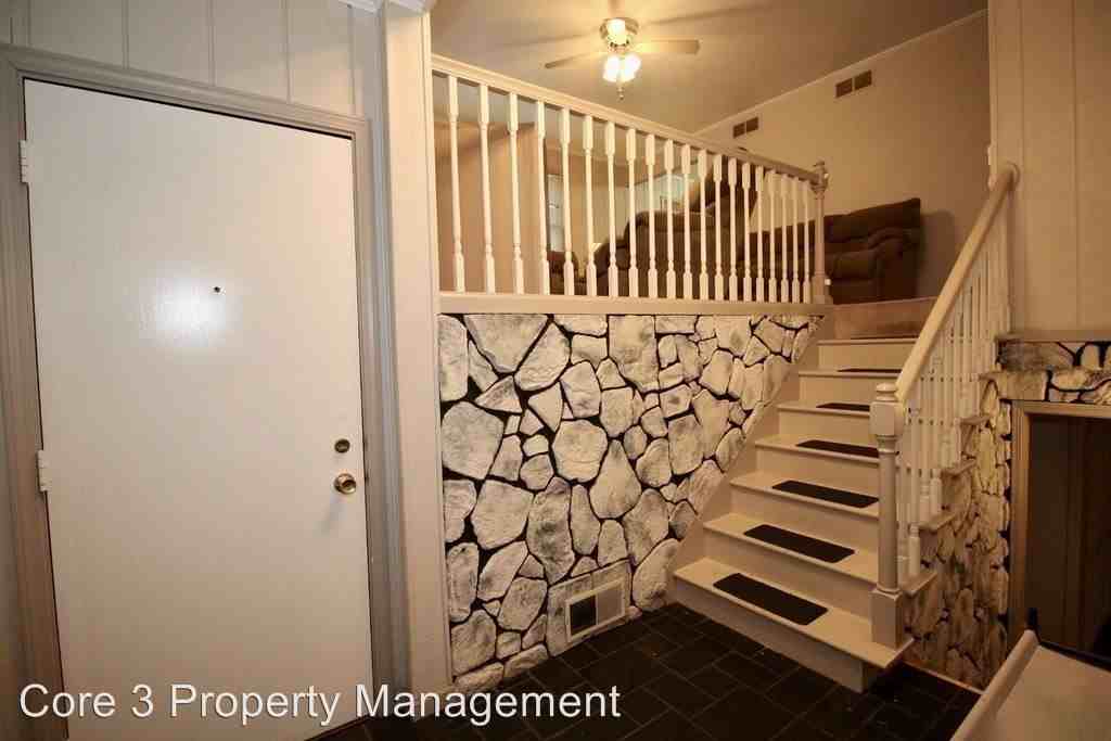 2418 Anchor Dr - Photo 2 of 18