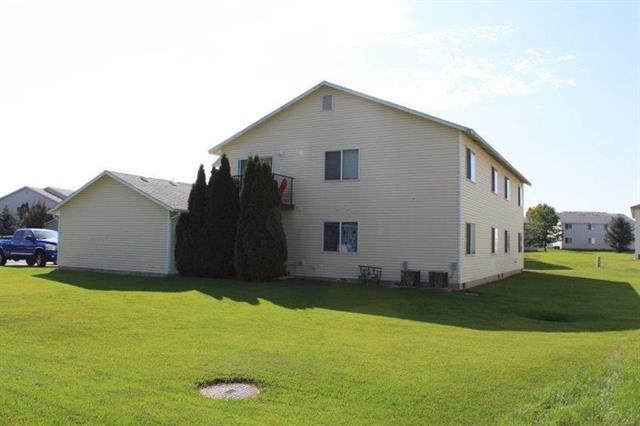 377 Morningside Dr - Photo 3 of 14