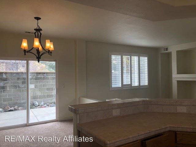 1179 Tule Dr - Photo 2 of 8