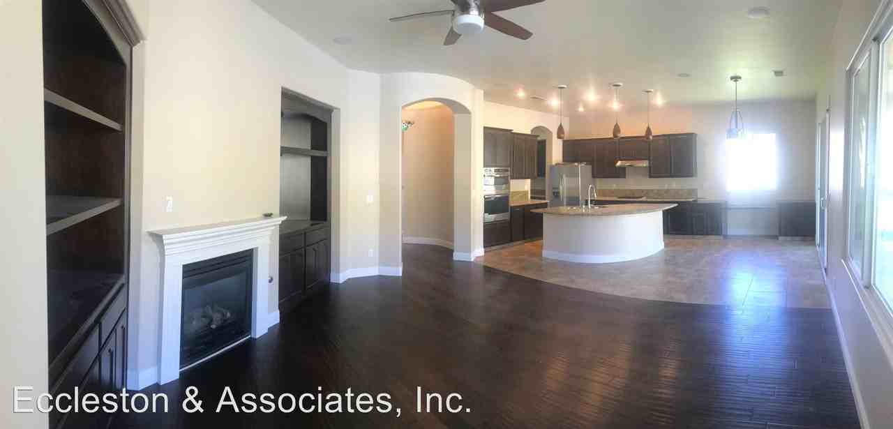 13202 Milan Dr - Photo 2 of 24