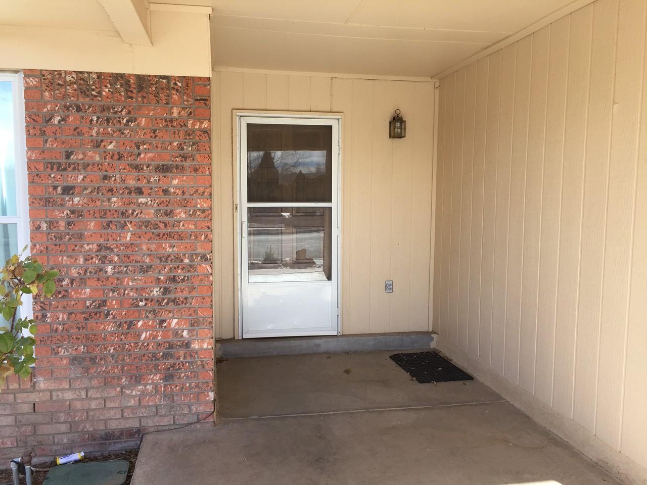 9011 San Francisco Rd NE - Photo 2 of 35