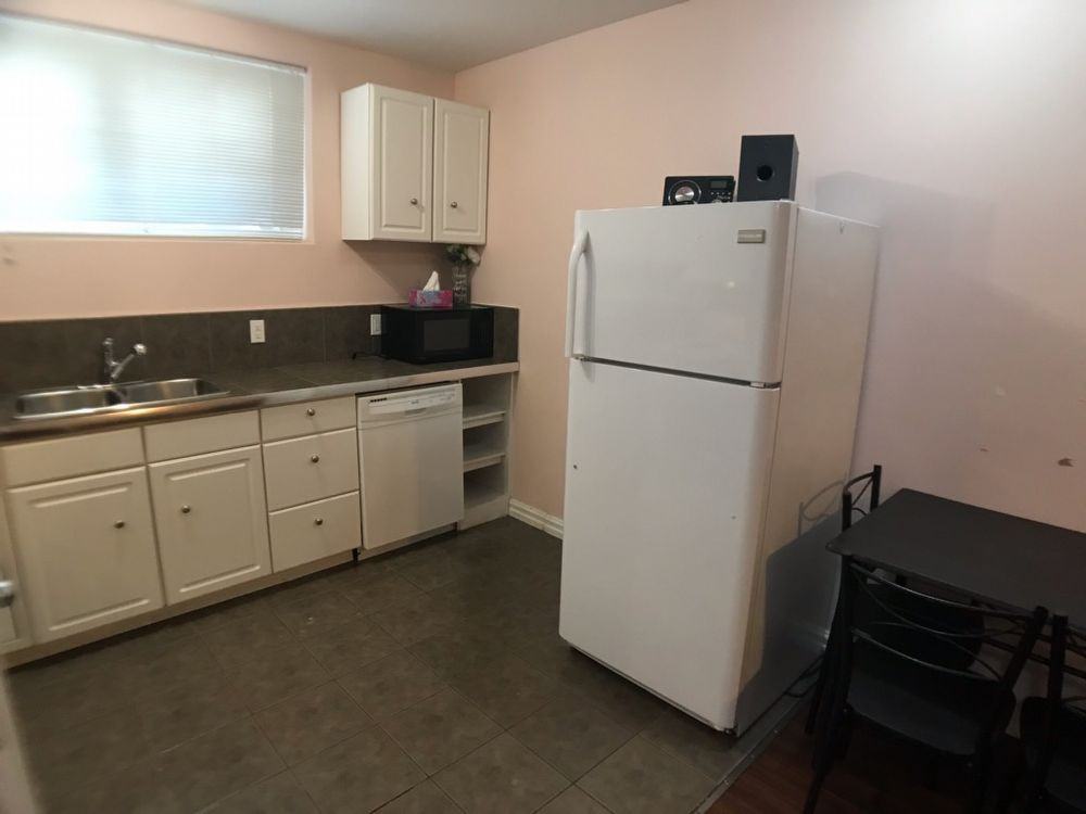 220B Sparrow Hawk Dr - Photo 2 of 11