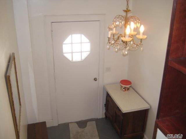 68 Summers St - Photo 3 of 19