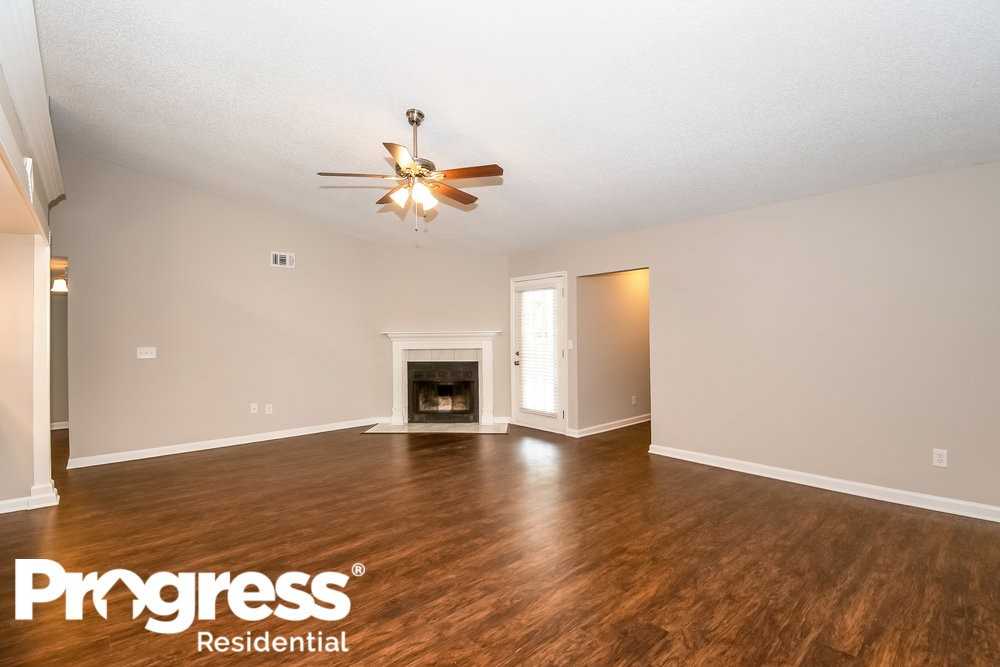 1460 Classic Oak Rd W - Photo 2 of 21