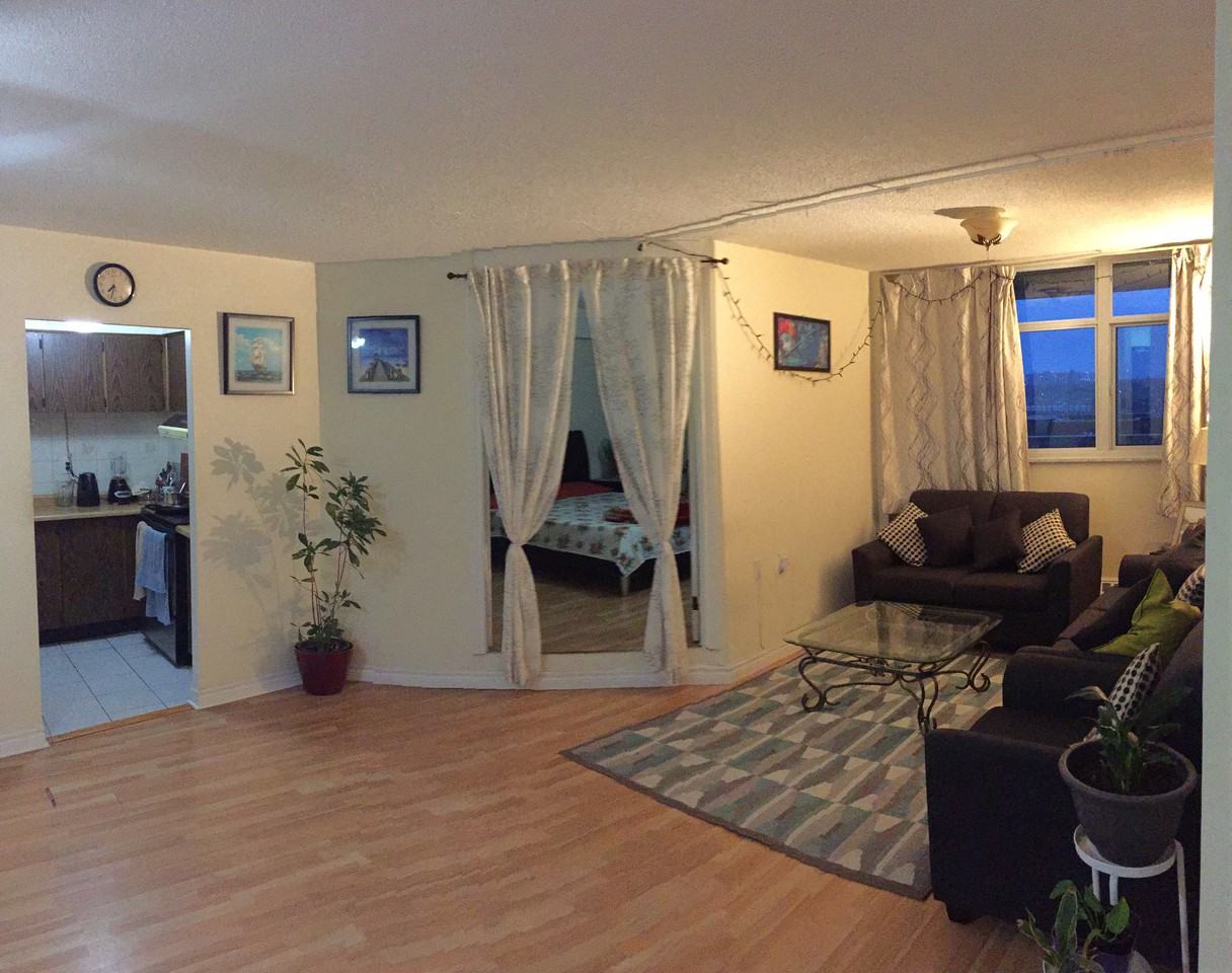 2050 Bridletowne Circle