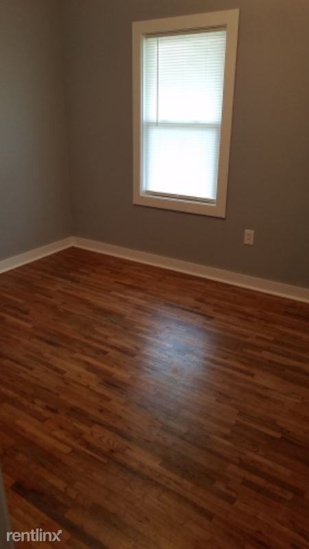 1000 E C Ave - Photo 2 of 7