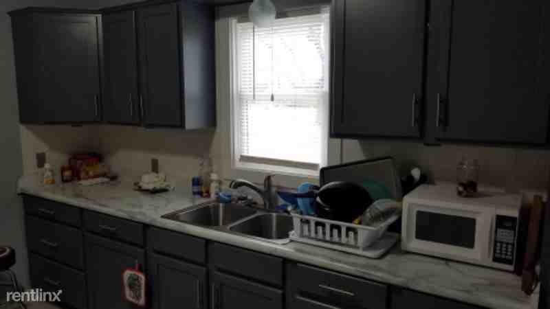 1000 E C Ave - Photo 3 of 7