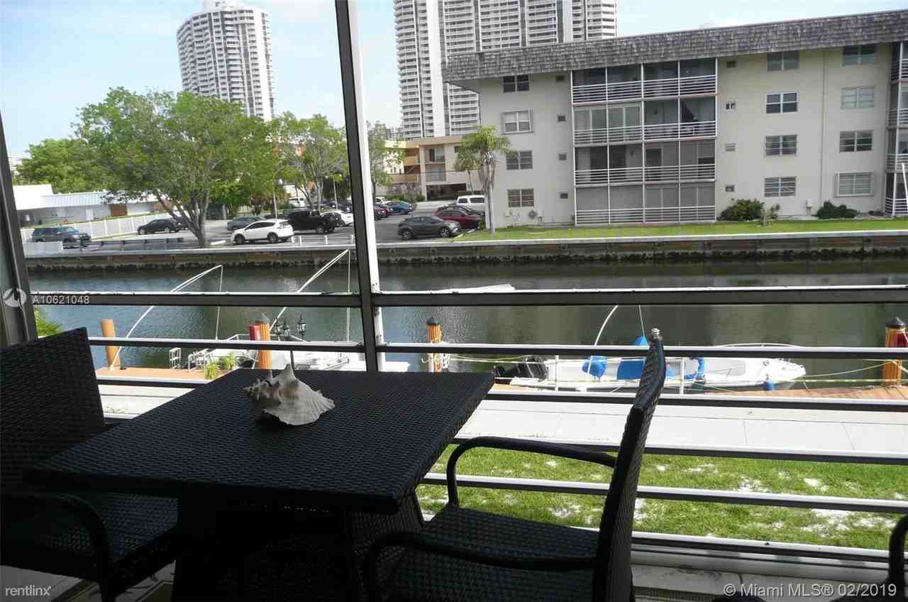 3551 NE 169th St - Photo 2 of 9