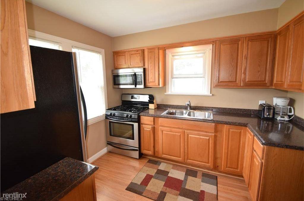 56 Woodrow Ave - Photo 2 of 8