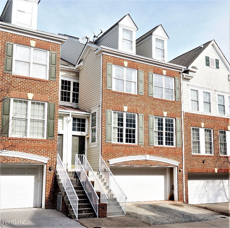 46182 Cecil Terrace, Cascades, VA 20165 3 Bedroom Apartment for Rent