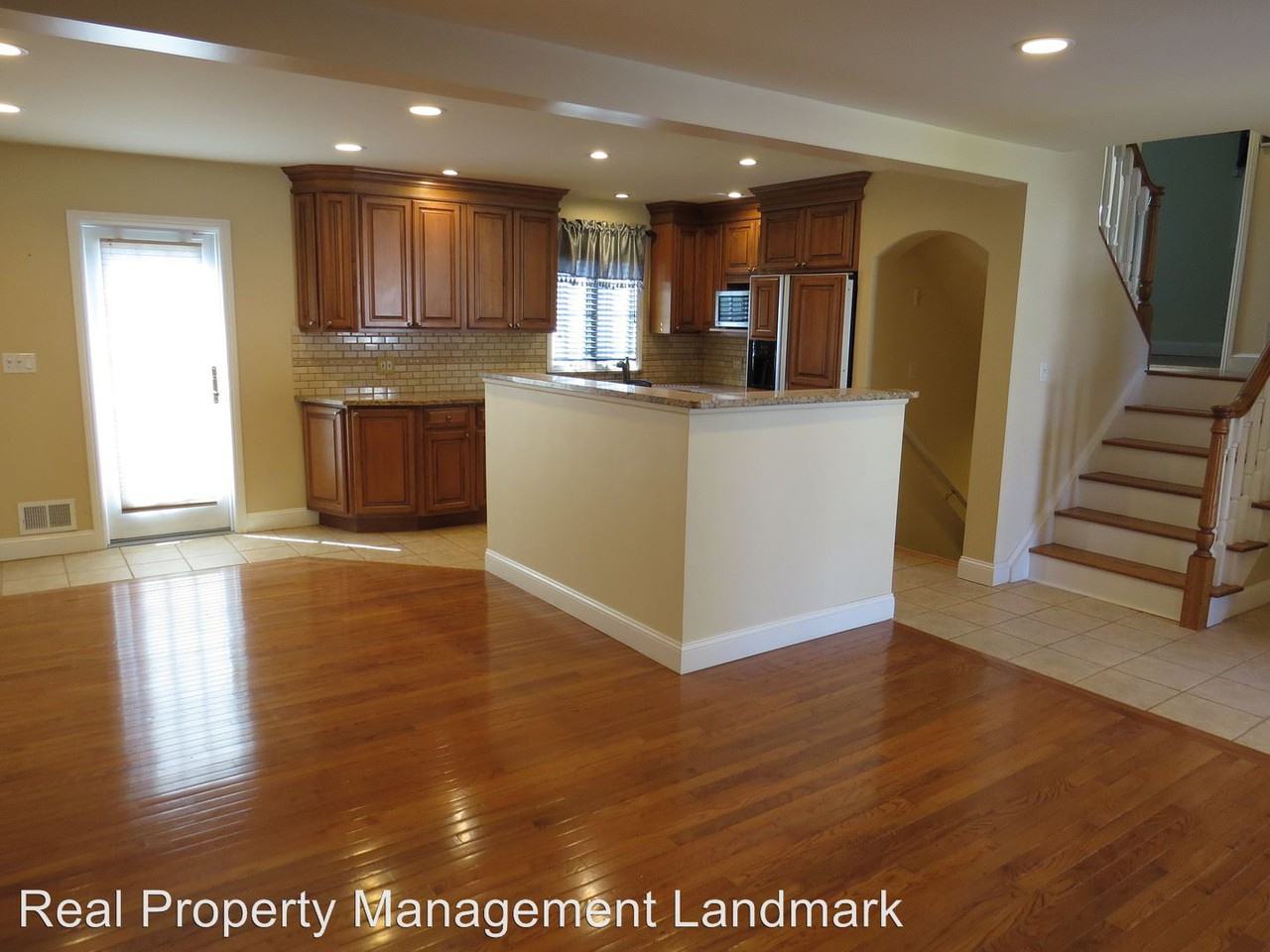 20 Bowden Dr - Photo 2 of 10