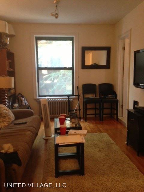 55 BARROW ST - Photo 2 of 4