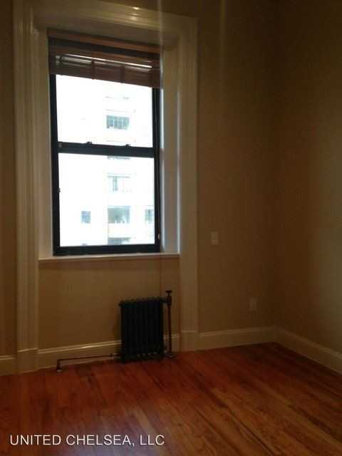 210 WEST 16TH ST - Photo 2 of 4