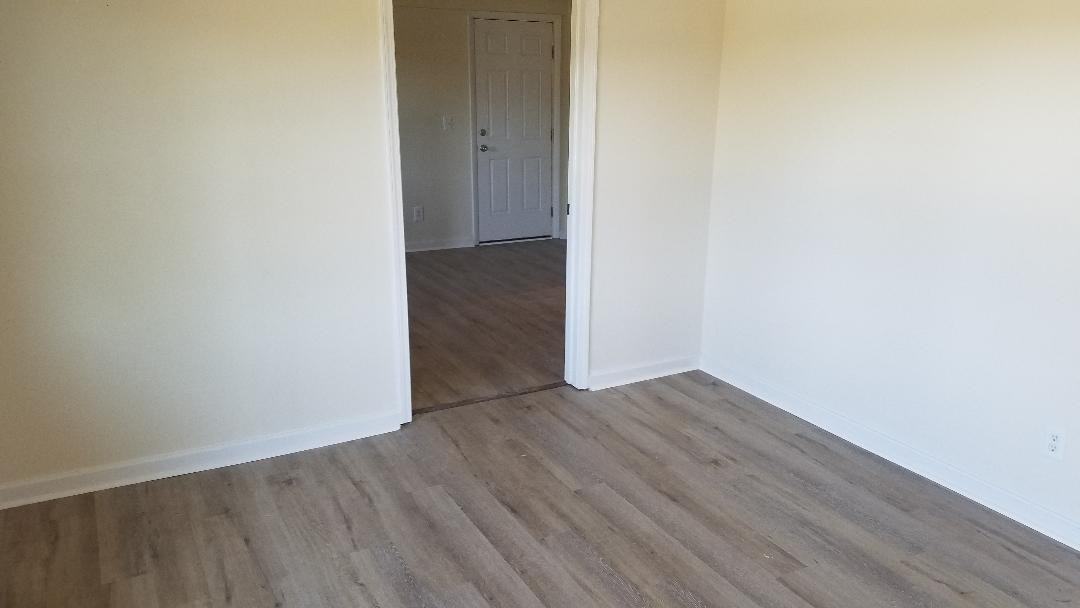 5713 Valley Dale Rd - Photo 3 of 8