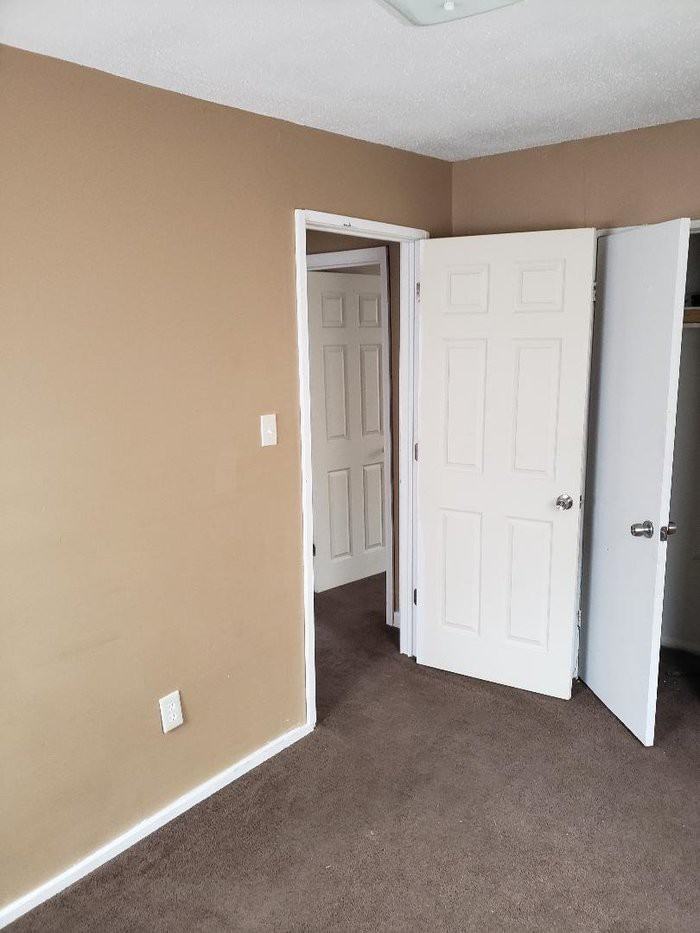 2941 Stuart St - Photo 2 of 5