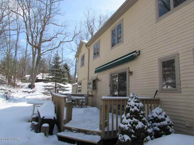 132 Surrey Dr - Photo 3 of 36