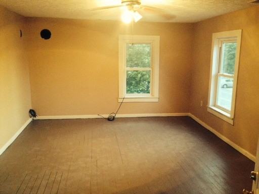 6 Main St E #3 - Photo 3 of 6