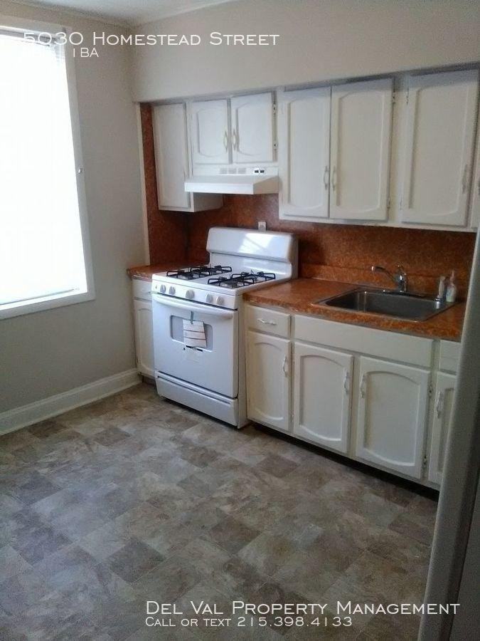 5030 Homestead St - Photo 2 of 11