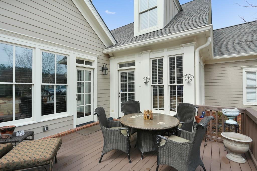 884 Village Greene NW - Photo 3 of 3